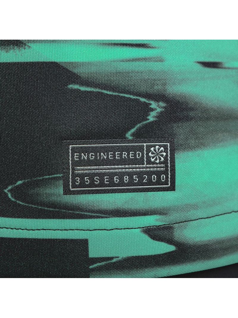 label-8