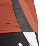 label-7