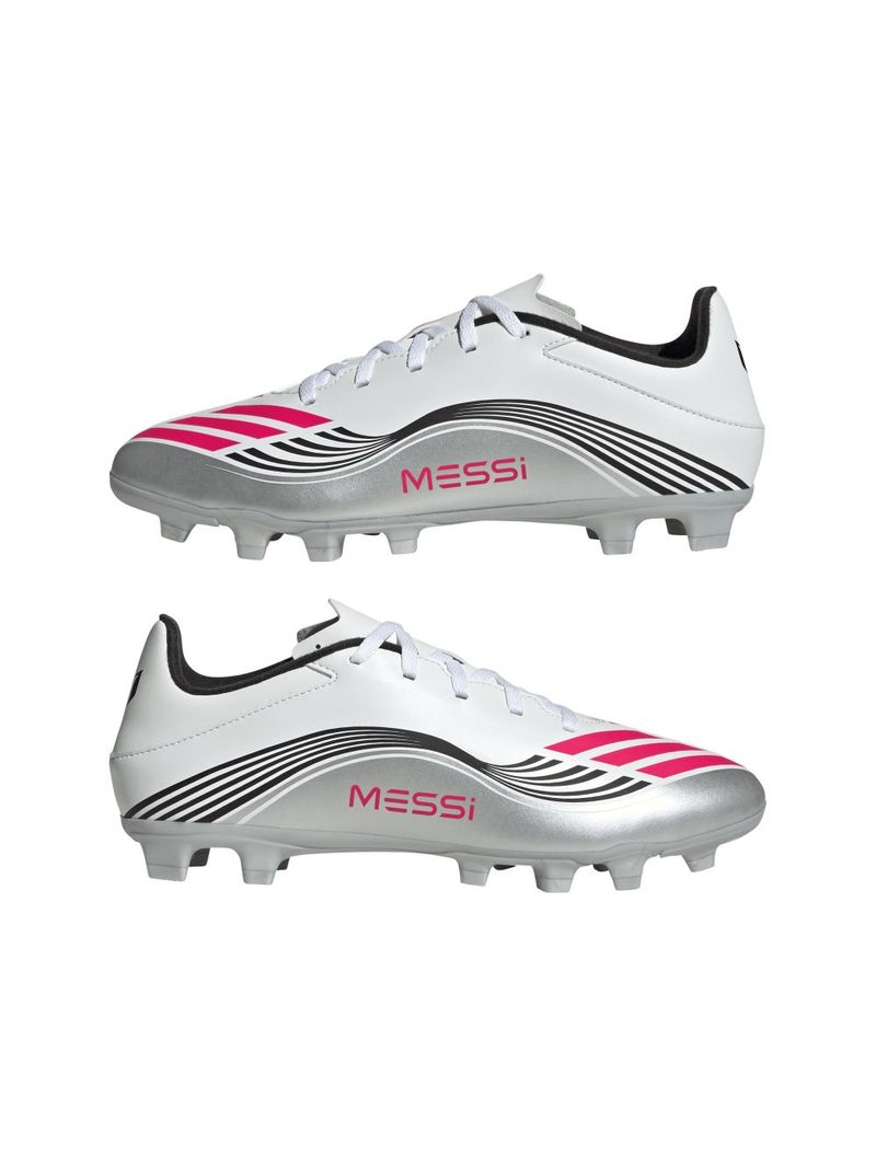 jp7443-9-footwear-photography-mirrored-pair-view-white