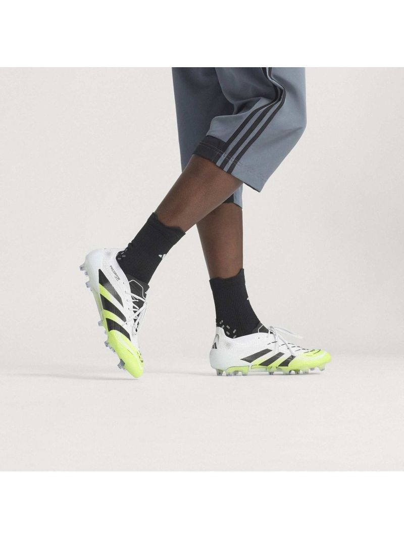 ji1082-16-footwear-photography-heromrktng-view-3