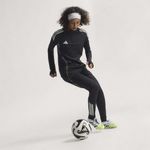 ji1082-22-footwear-photography-heromrktng-view-9