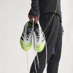 ji1082-25-footwear-photography-heromrktng-view-12