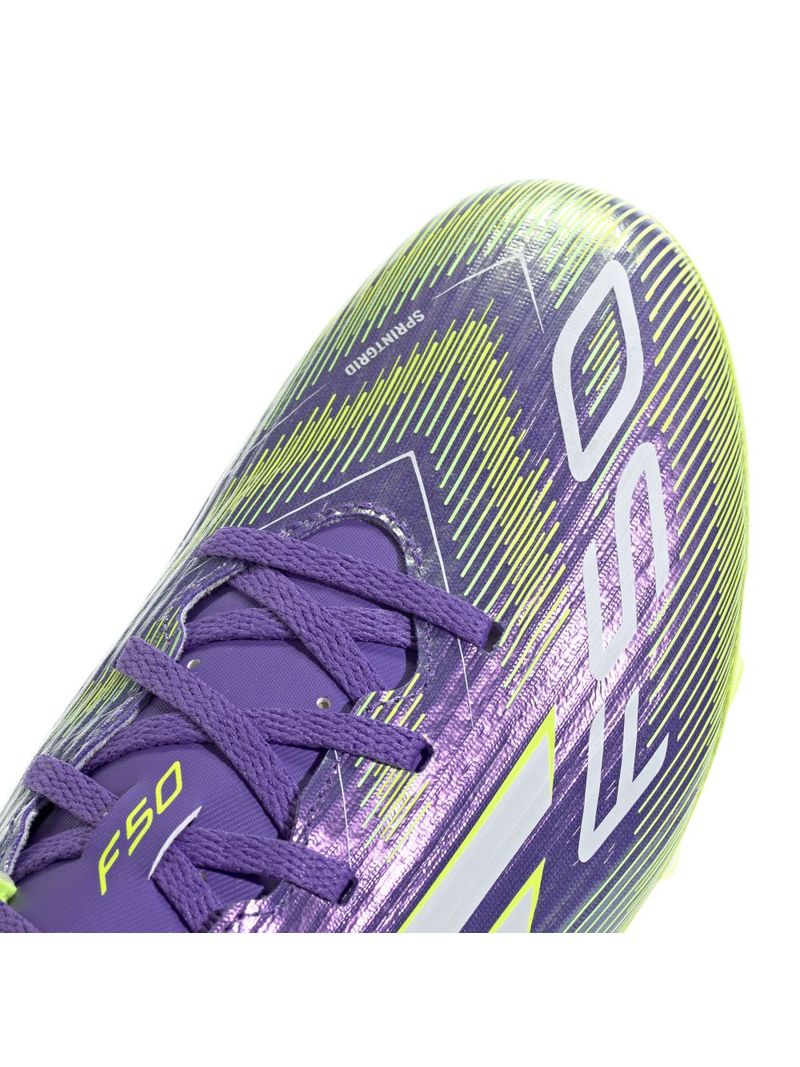 ji0043-7-footwear-photography-detail-view-1-white