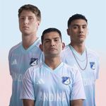 ks8385-6-apparel-photography-heromrktng-view-1