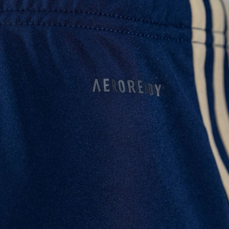 label-3