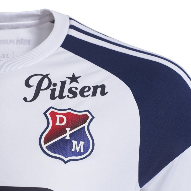 label-3