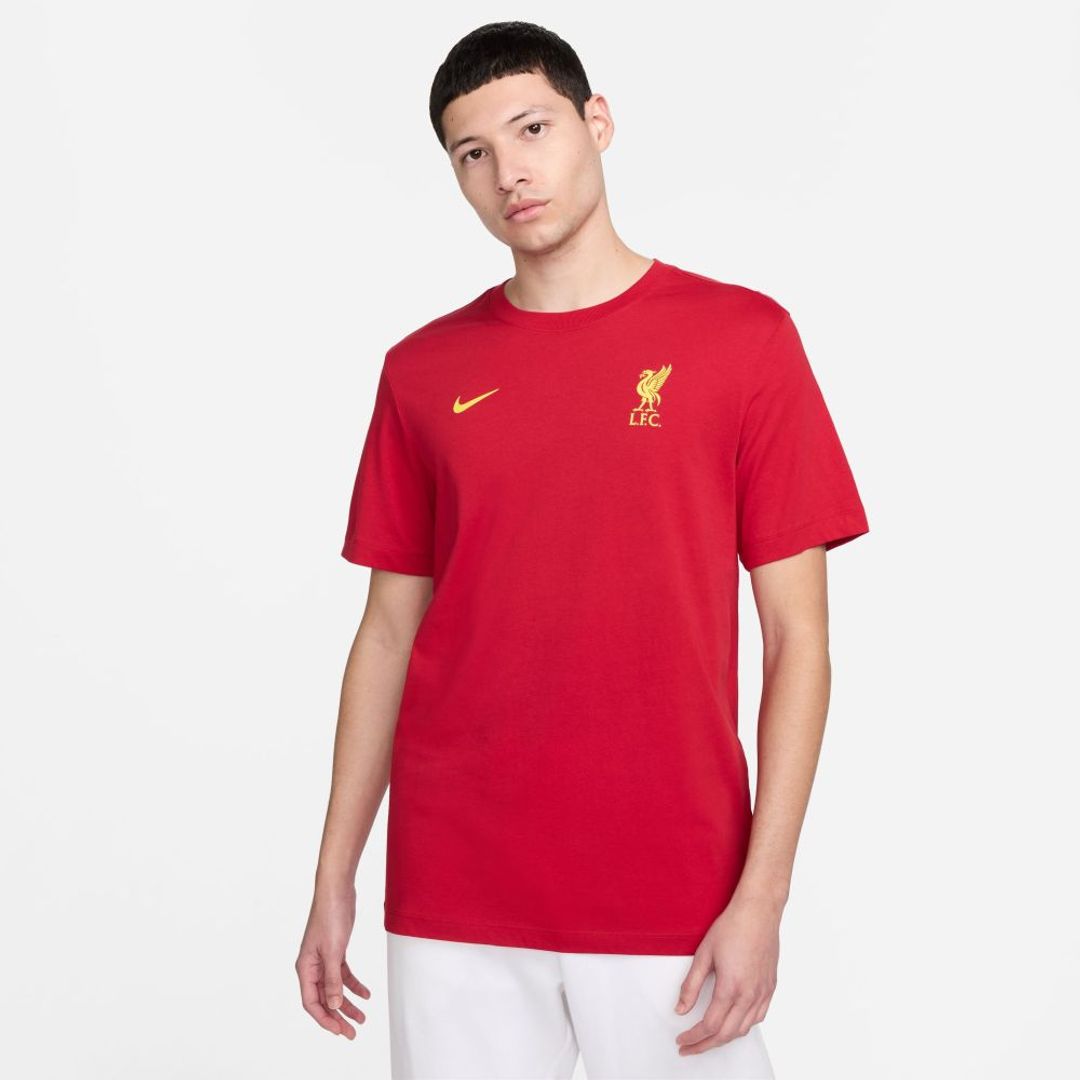 Camiseta Nike Hombre Liverpool FC M  Club Essntl  - Rojo