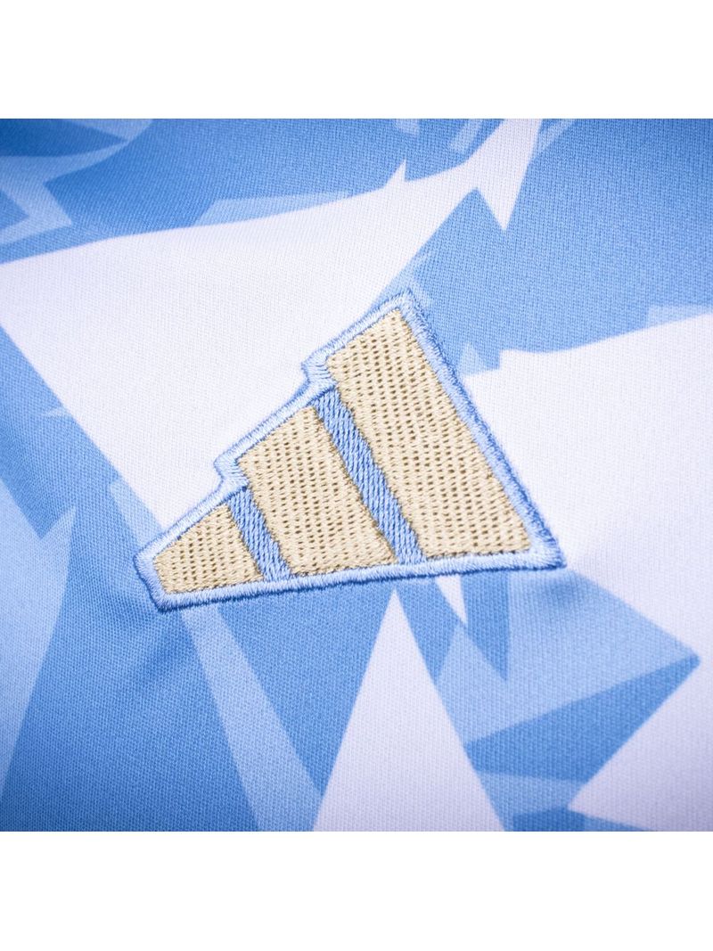 label-3